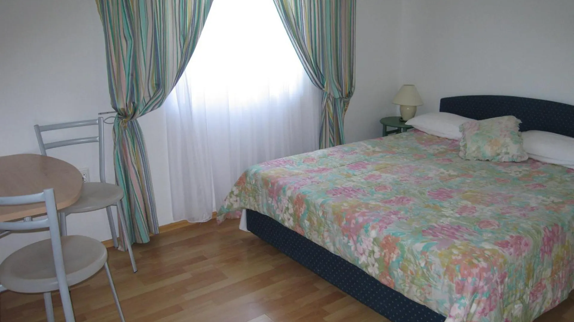 Apartment Franjo بولا 0*,