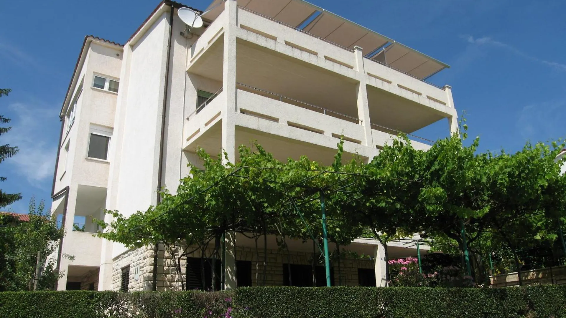 Apartment Franjo بولا